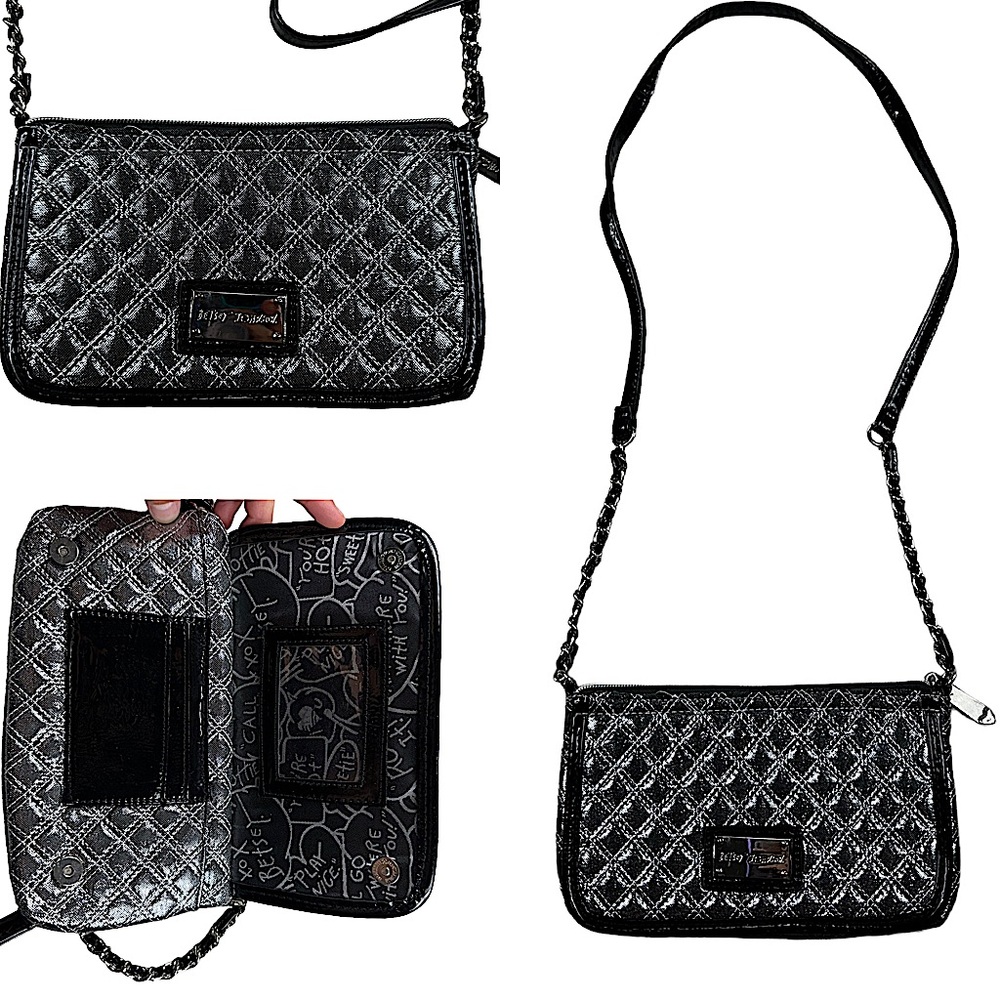 BETSY JOHNSON: Crossbody Metallic Silver Quilted Purse